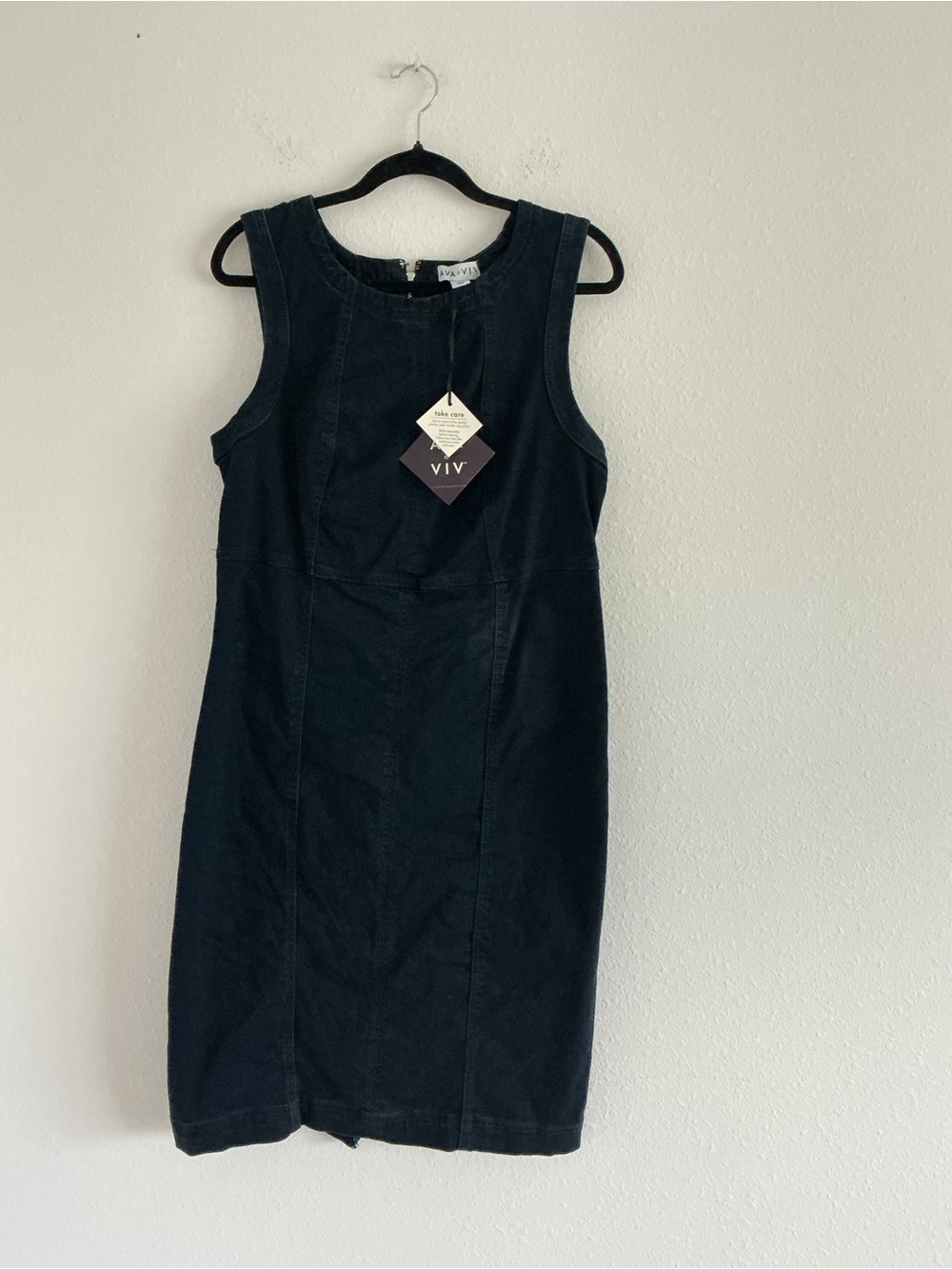 Ava & Viv Black Sleeveless Sheath Midi Dress